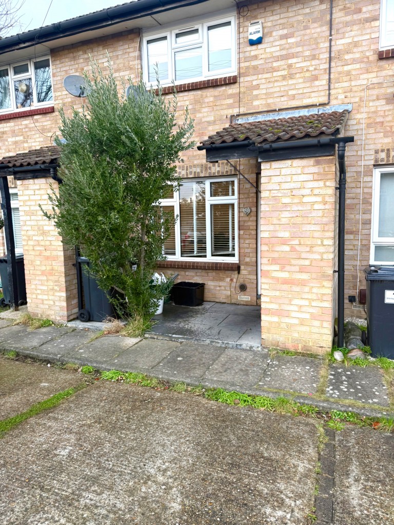 Images for Shirley Crescent, Beckenham