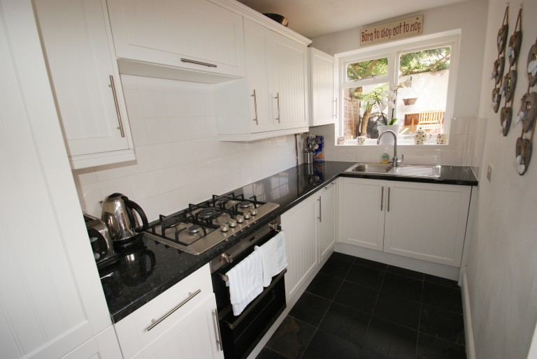 Plymouth Road, Bromley, 2 bedroom, Terraced
