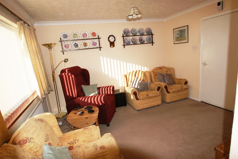 Longheath Gardens, Croydon, 3 bedroom, Terraced