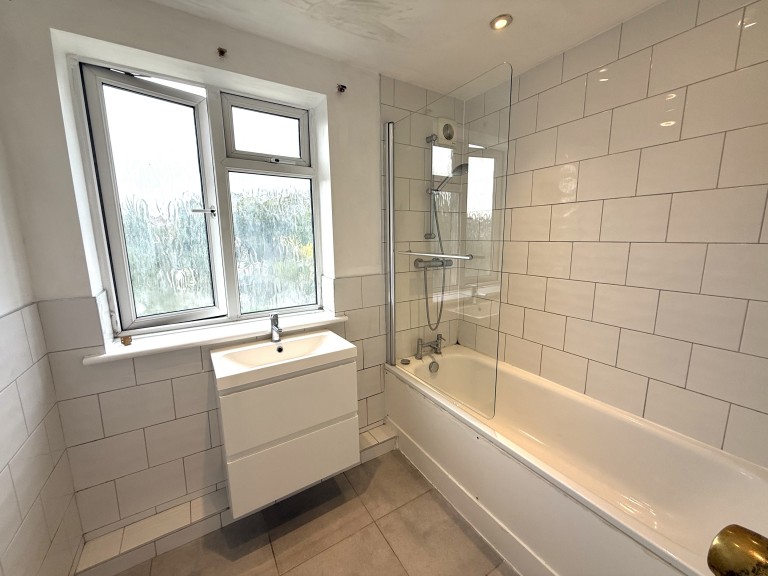 Images for Eden Park Avenue, Beckenham