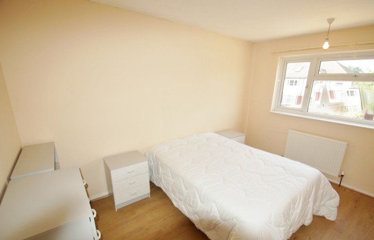 Images for Eden Park Avenue, Beckenham