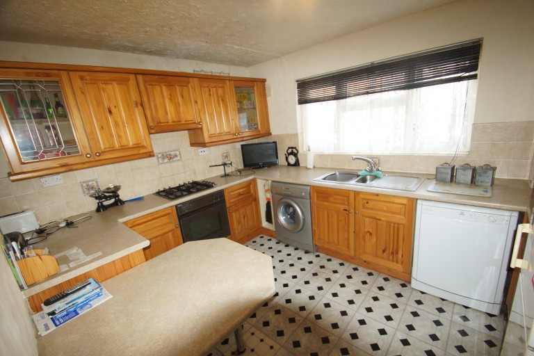 Images for Bracken Avenue, Croydon