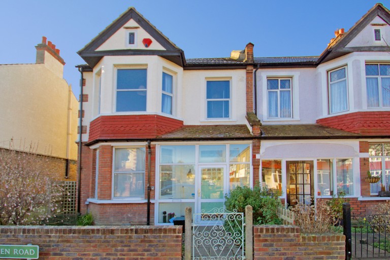 Hampden Road, Beckenham, 3 bedroom, End Of Terrace