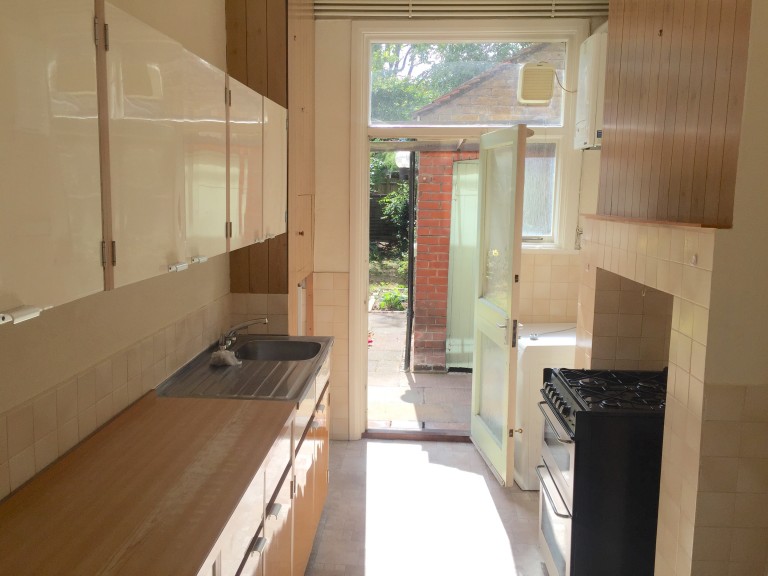 Hampden Road, Beckenham, 3 bedroom, End Of Terrace