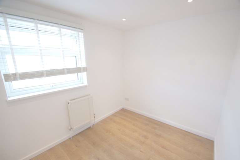 Images for Eden Park Avenue, Beckenham