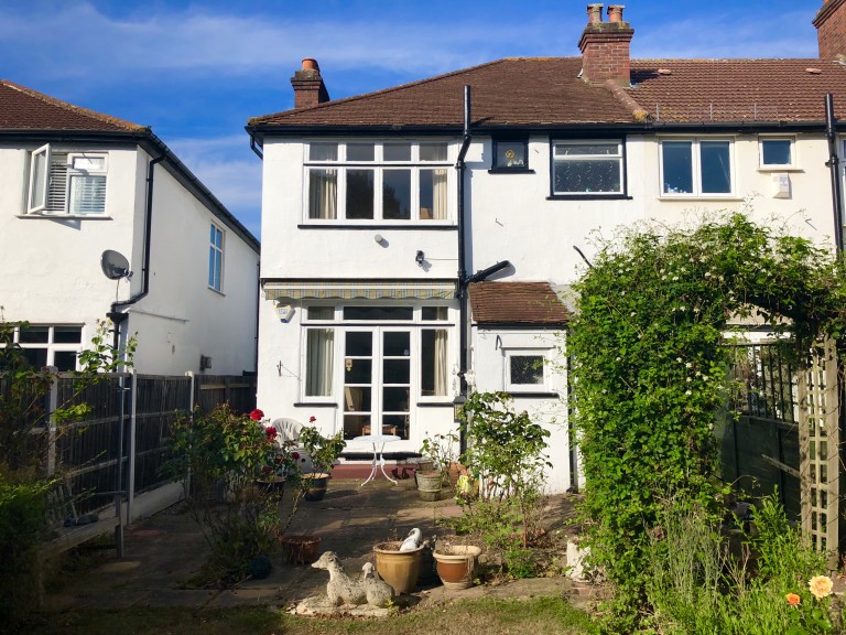 Eden Way, Beckenham, 3 bedroom, End Of Terrace