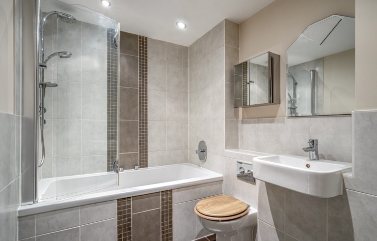 Images for Edenbrook Place, Blindley Heath, Lingfield