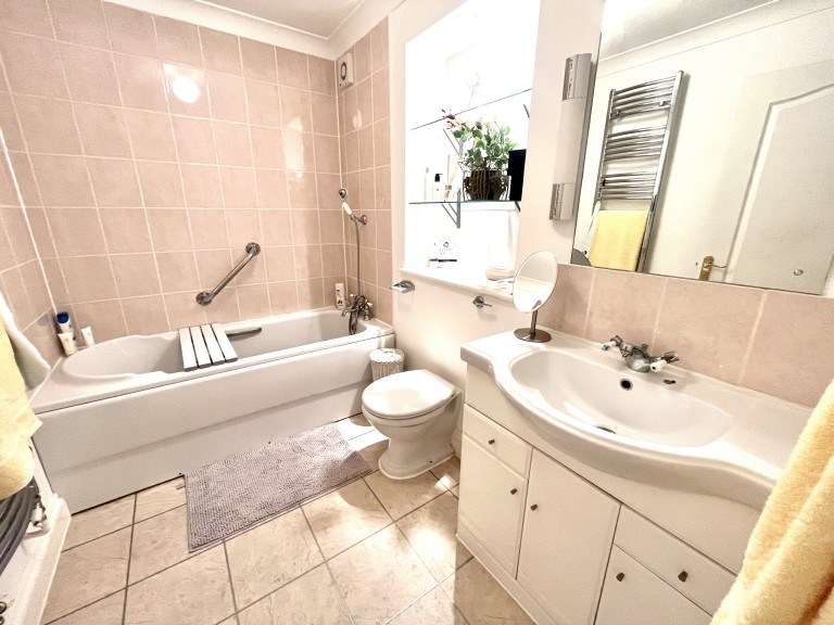 Images for Banner, 6 Kemerton Road, Beckenham