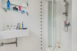 Images for Leaveland Close, Beckenham