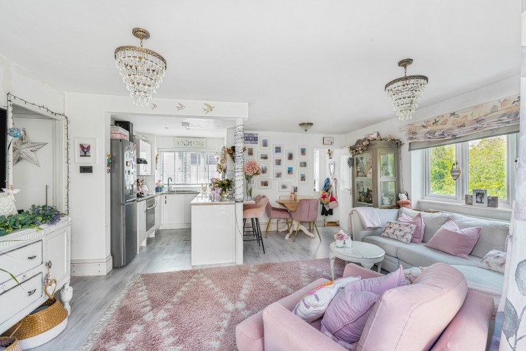 Images for Dorchester Court, Sloane Walk, Croydon