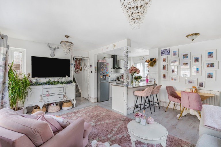 Images for Dorchester Court, Sloane Walk, Croydon