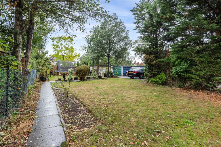 Images for Holly Court, 44 Hawes Lane, West Wickham