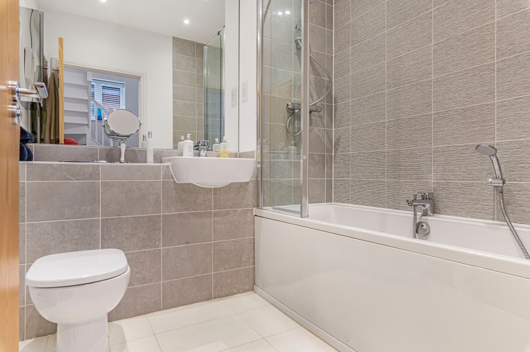 Images for Holland Gardens, London