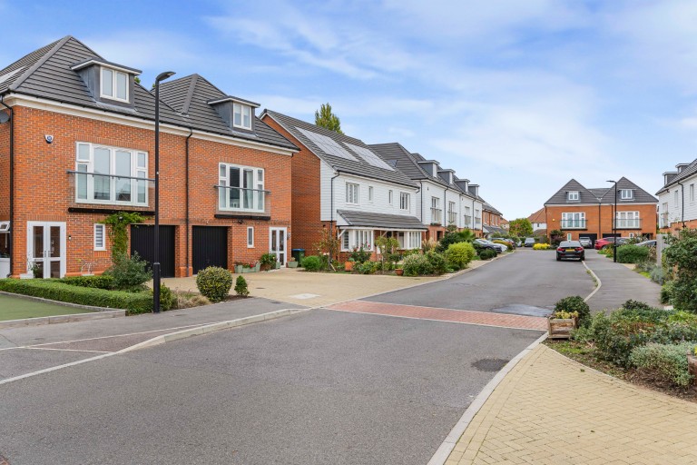 Images for Holland Gardens, London